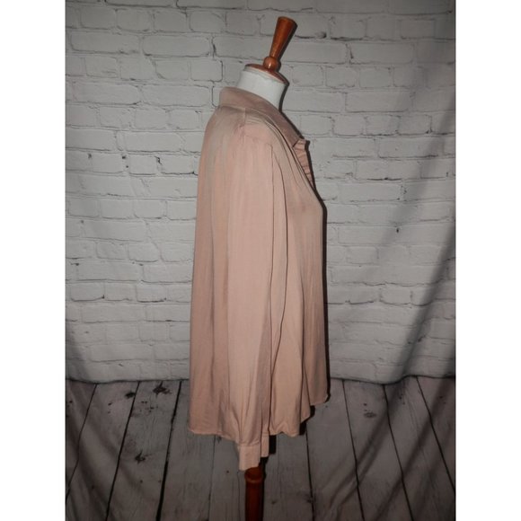 Hayden Top XL Button Front Open Back Beige - Picture 2 of 4